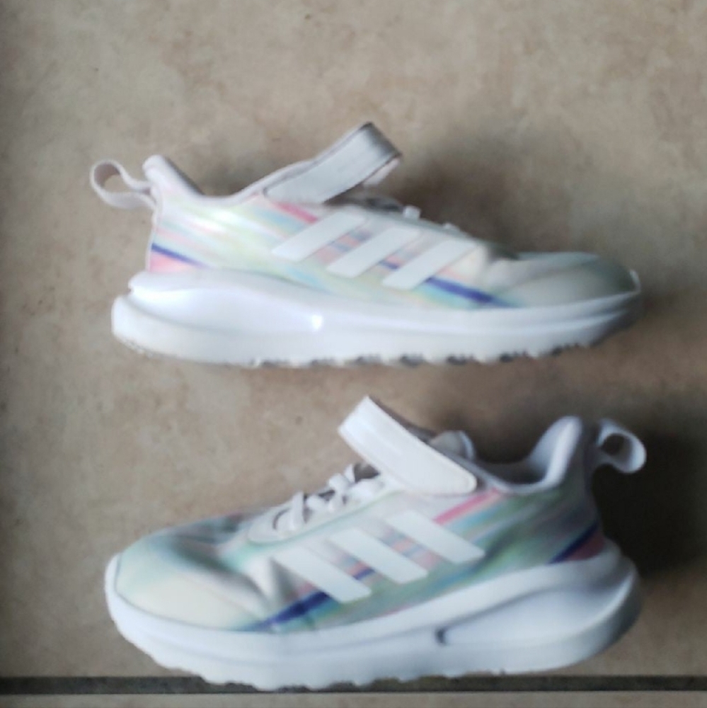 Adidas fortarun sneaker toddler size 10